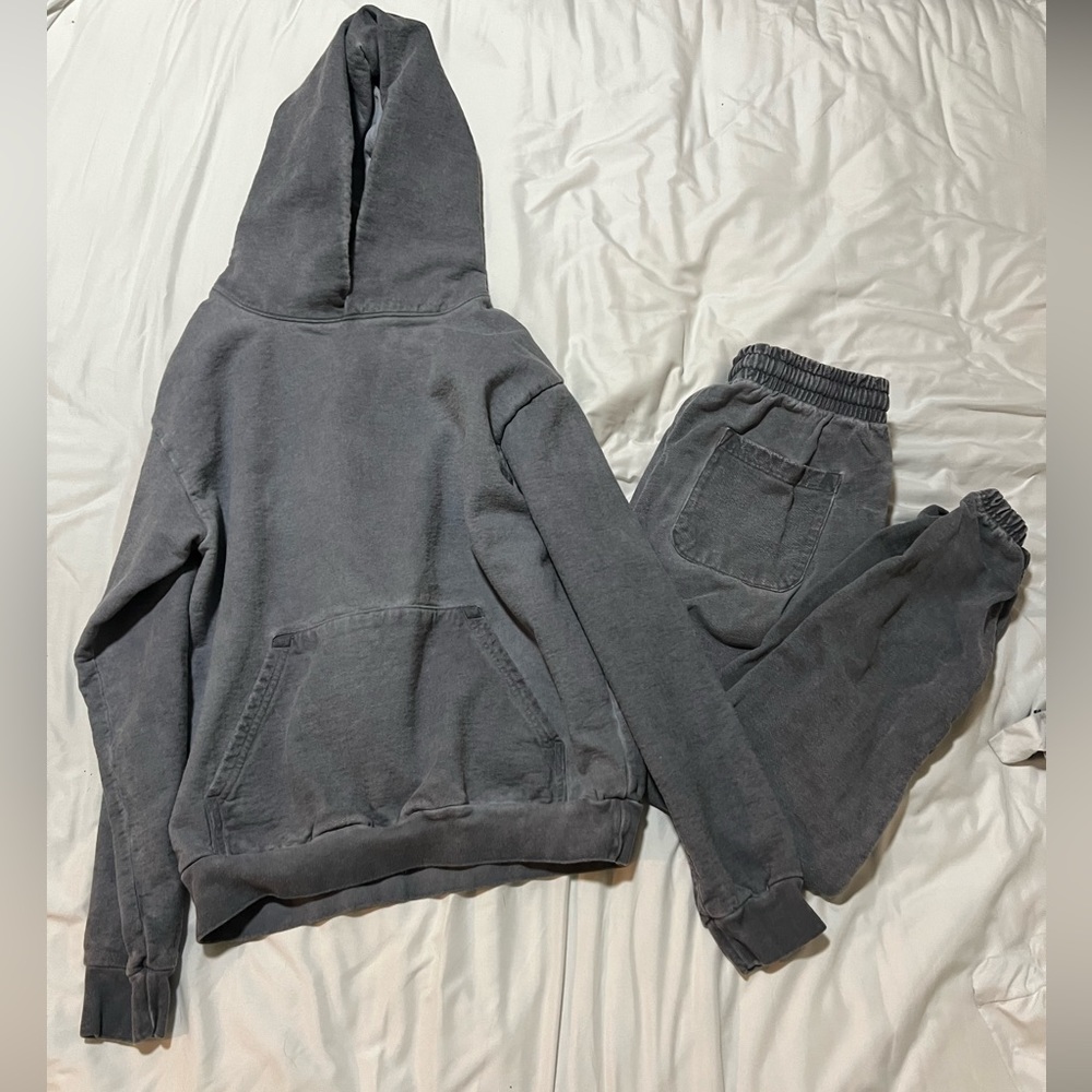 Talentless Sweat Suit Set (Size Medium)